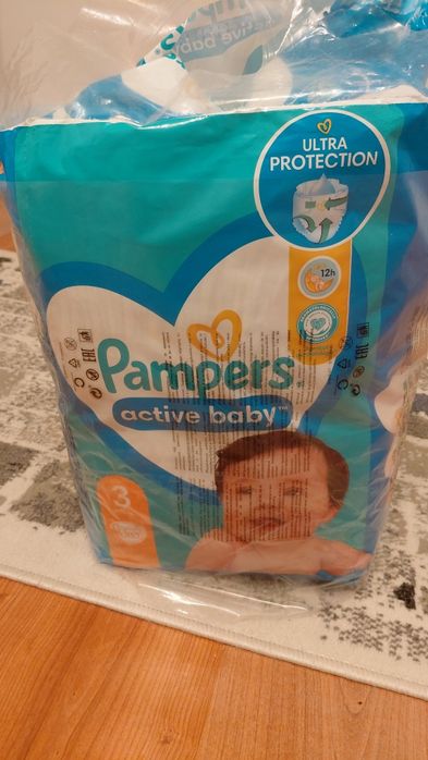 Vând pampersi numărul 3