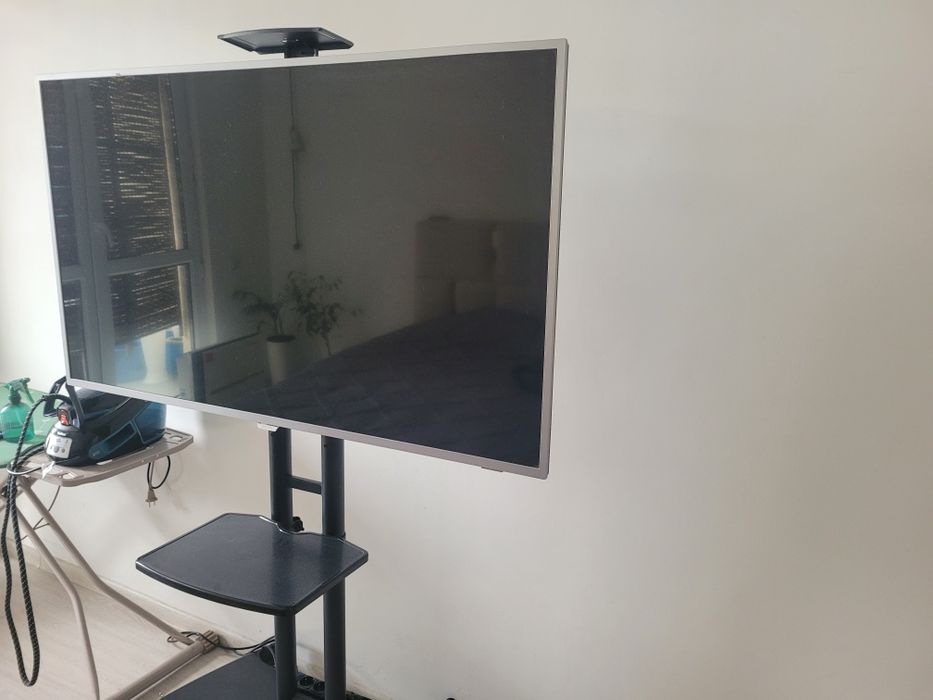 Телевизор Phillips 50 диагональ