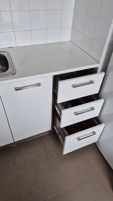 Шкаф с мивка,батерия и сифон