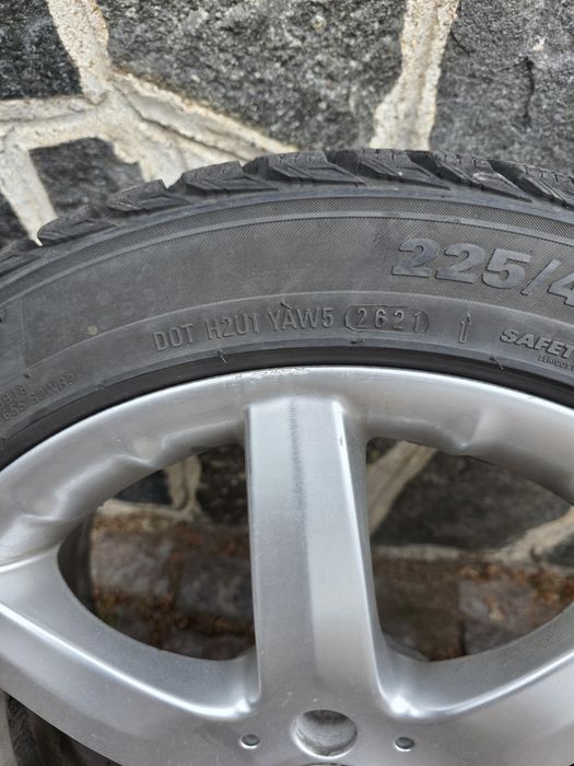 Зимни гуми 225/45/R17 Kumho Sunfull Fulda