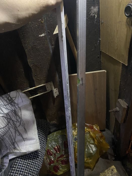 Правило стромтельное и уровень 200см