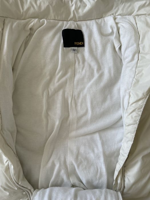 Продам комбинезон 2000 тг