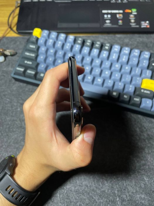 iPhone XSmax в хорошем состоянии