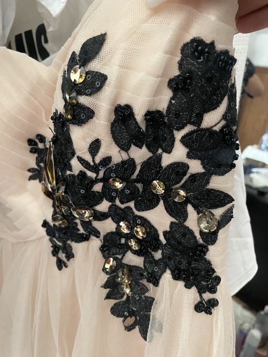 Красива официална рокля