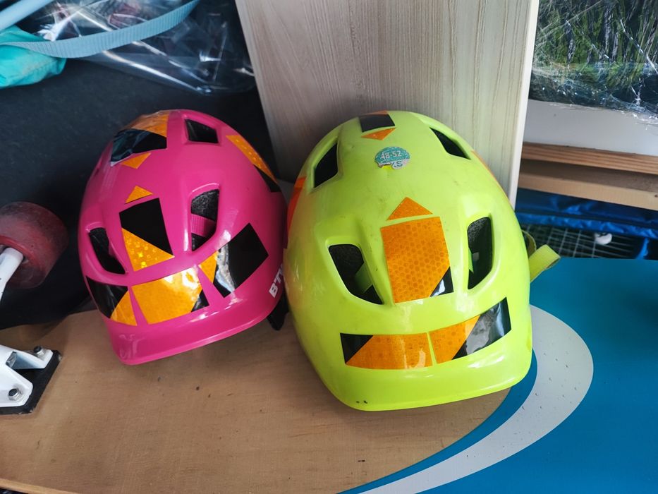 Детски каски за колело  btwin xs (на Декатлон)