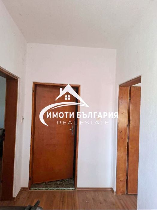 Къща в с.Кърнаре, общ.Пловдив