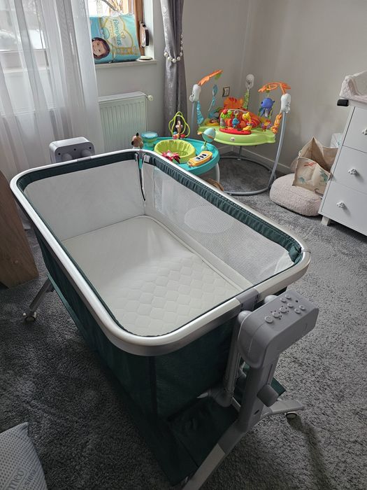 Електрическо люлеещо легло