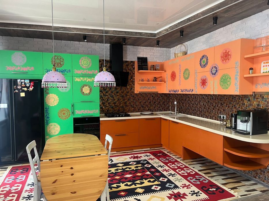 Продам 4х ком квартиру