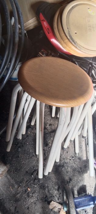 Продам стулья в хорошем состояний