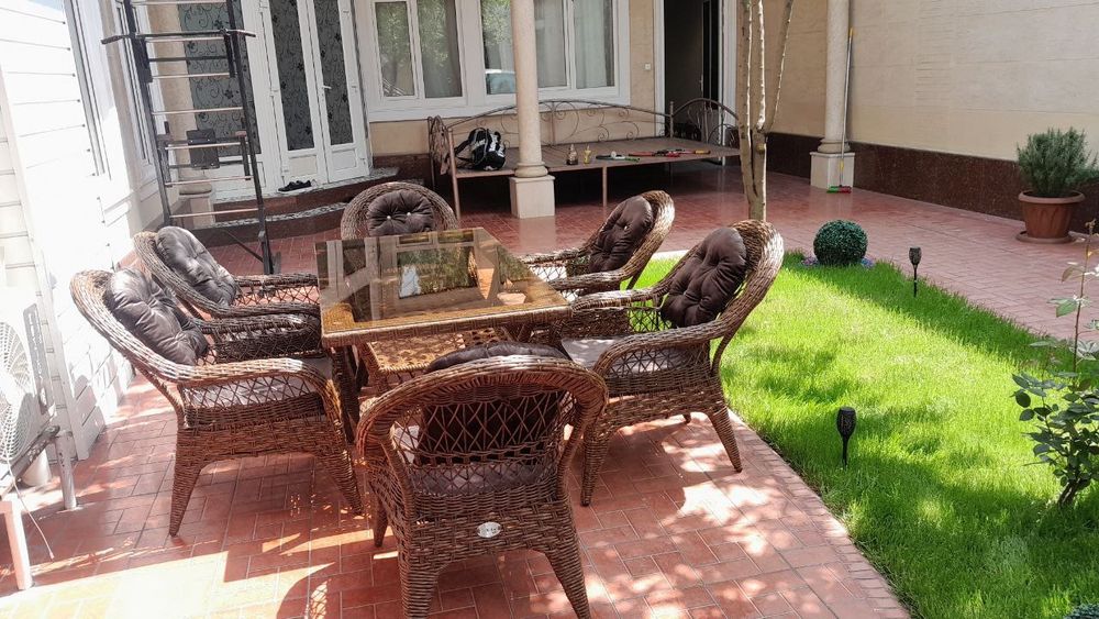 Ratan stol stullar olami