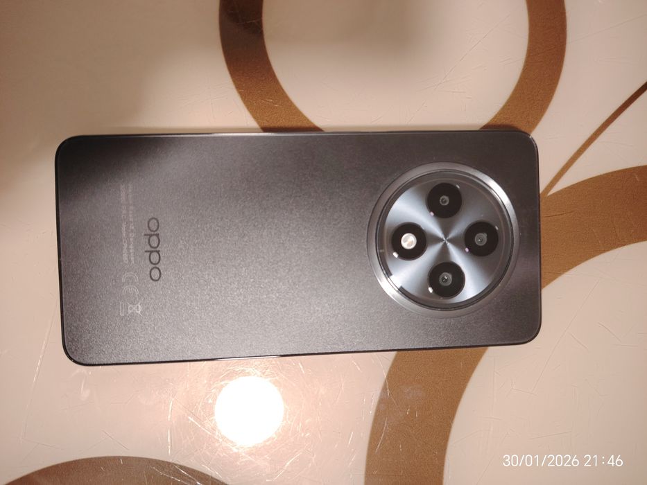 Vând Oppo reno 12 F