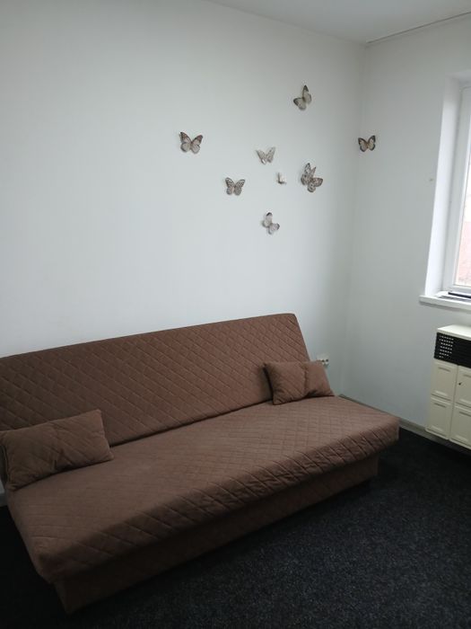 Închiriez garsonieră confort 2