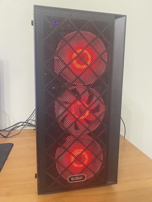 Компьютер i3 10100f + RX 580