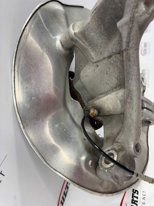 Преден Ляв Шенкел С Лагер За БМВ 1 Ф70 2 Ф74 У06 6890171 6899175 BMW 1er F70 2er F74 U06