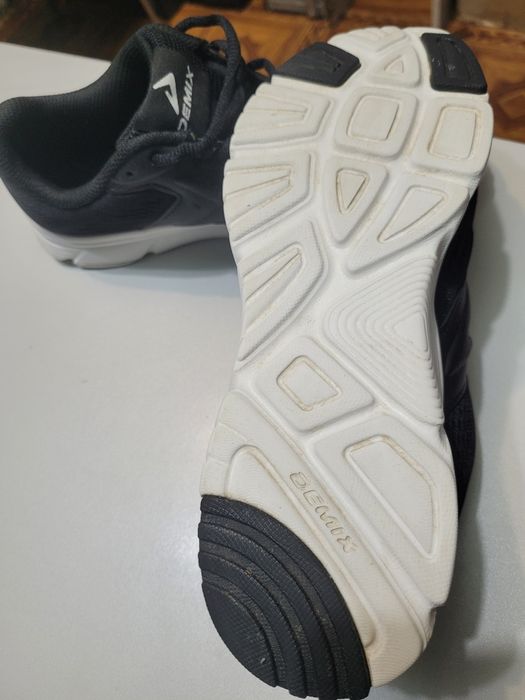 Продам супер кроссовки!