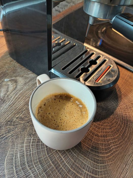 Кафе машина еспресо KRUPS ! Машината е като нова