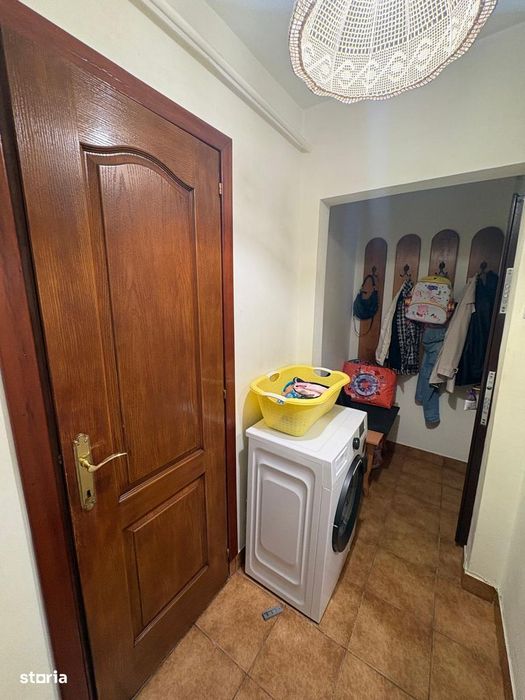 2cam nd 30 mp zona primaverii se vinde mob si utilat 72.000 euro