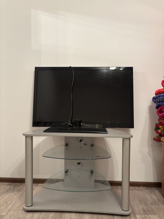 Телевизор  LG плоский