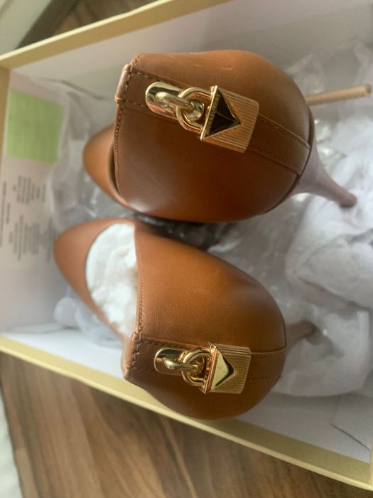Pantofi cu toc Michael Kors