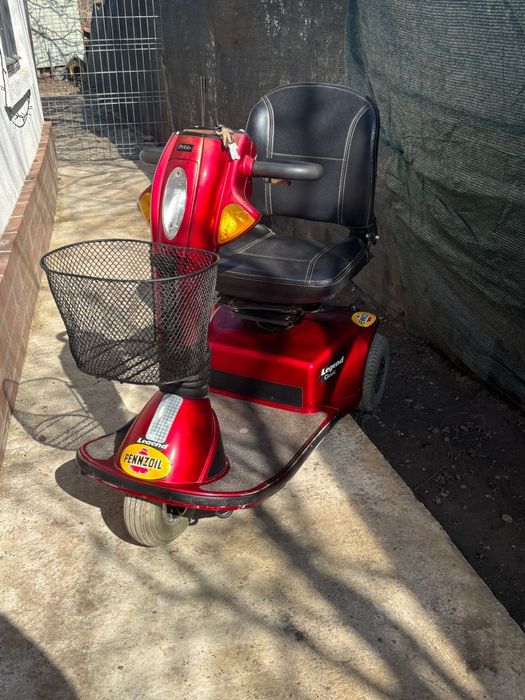 Scuter electric dizabilități Pride Legend