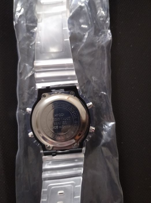 Часы новые Самовывоз Обмена нет