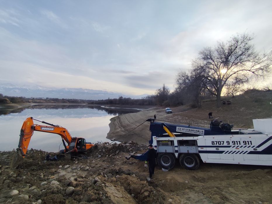 Грузовой эвакуатор