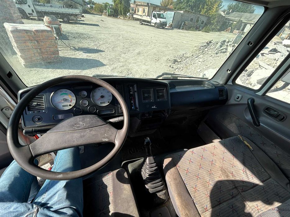 Vand autoutilitara N1 NISSAN Atleon 120