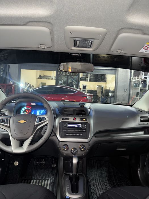 Chevrolet Cobalt Midnight 2025, avtomat, metan 4-pokoleniya.