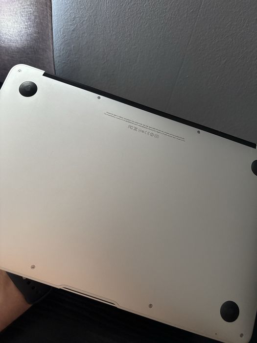 MacBook Air i7 250 GB