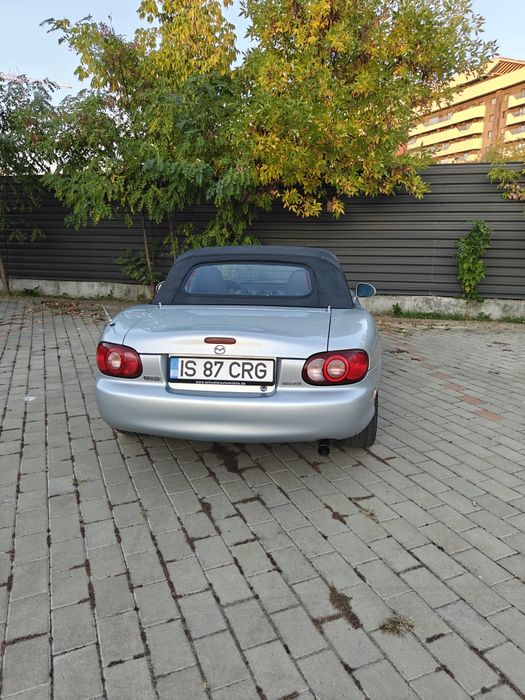 Mazda MX-5 NBFL cu A.C. si Hard-top