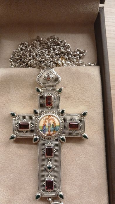 Cruci pectorale de vânzare