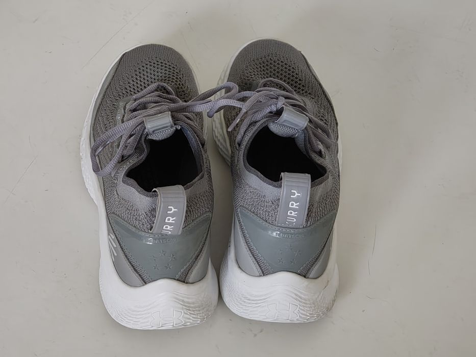 Adidasi Under Armour Curry Flow 8 marimea 40.5