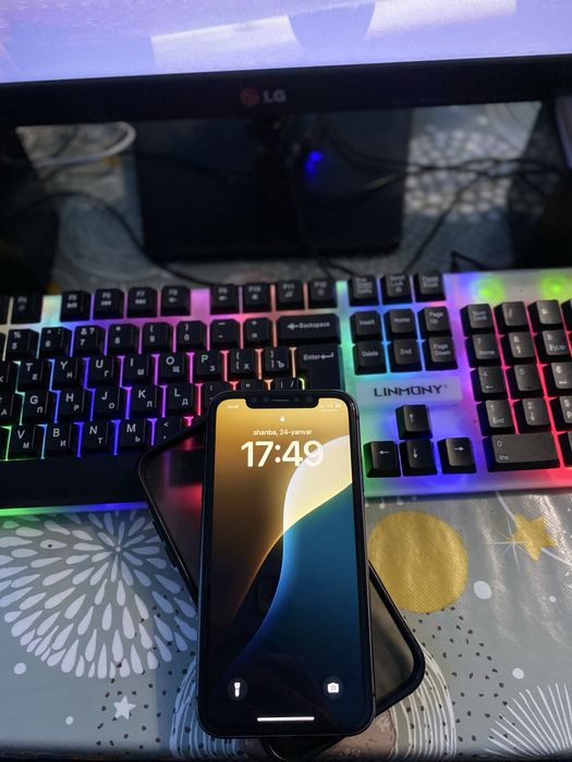 Iphone 11  qoran rangli