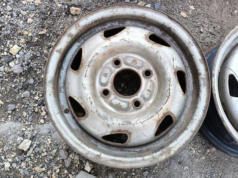 Продам оригинальные металлические диски на Ford