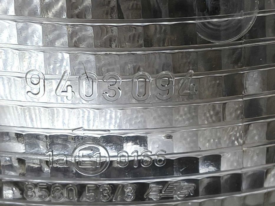 продавам,няколко комплектa,оригинални бели мигачи bmw e36 coupe cabrio