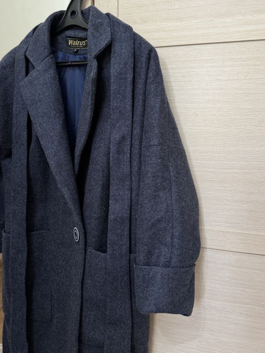 Продам пальто демисезоннее