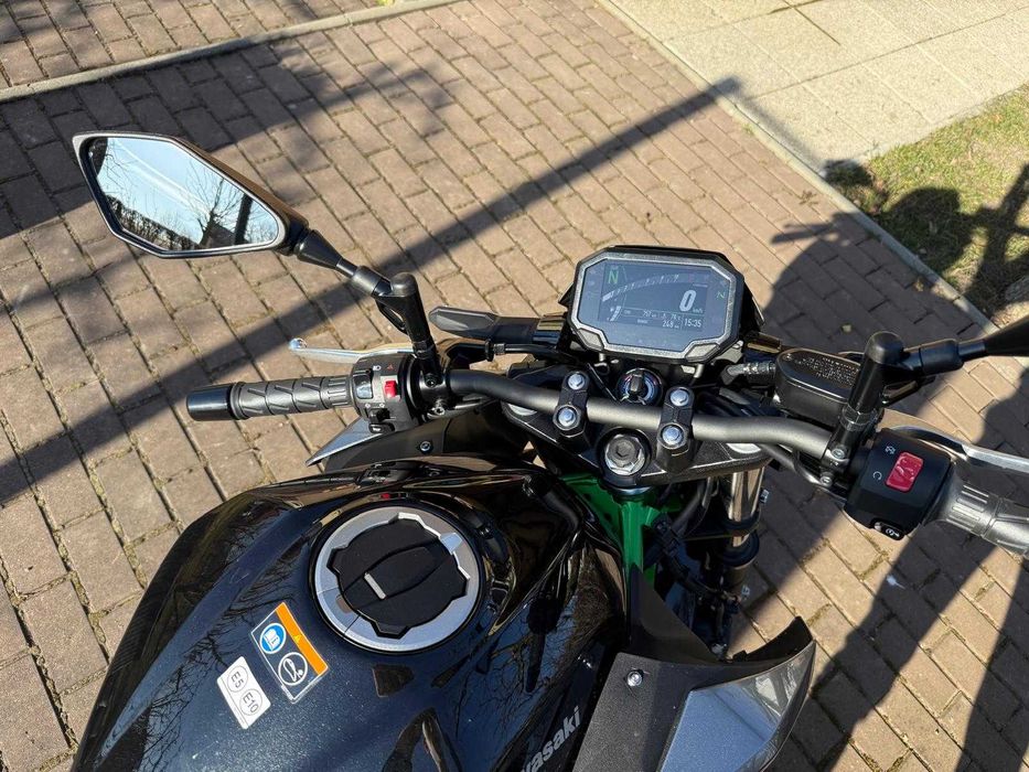 Kawasaki Z500 SE 2025
