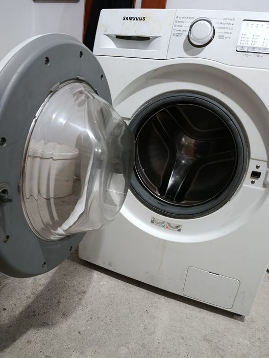 Mașina spălat cu încărcare frontală Samsung