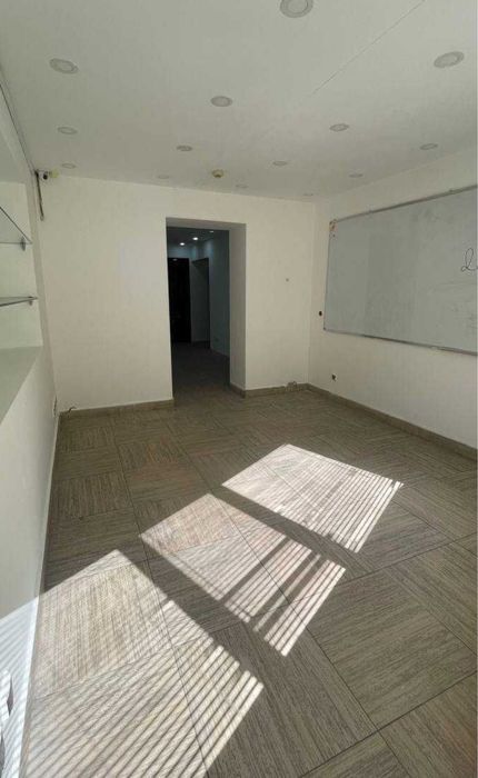 Аренда под офис 87м2 10 минут от метро Дружба, Коратош! 900$