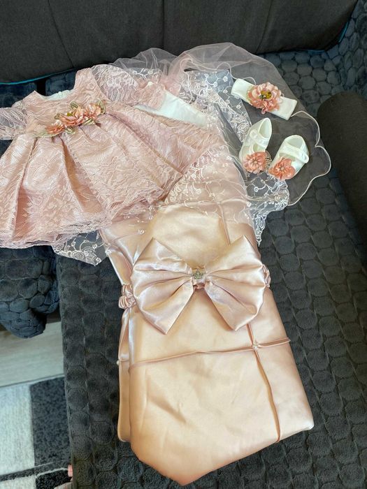 Пелена за изписване плюс рокличка обувки и лента за коса