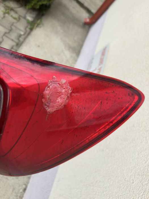 Piese Logan  TRIPLA STOPURI cu defecte ! si Airbag 150 lei logan 2