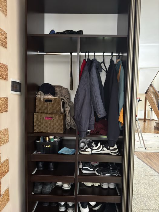 Большой шкаф-гардероб