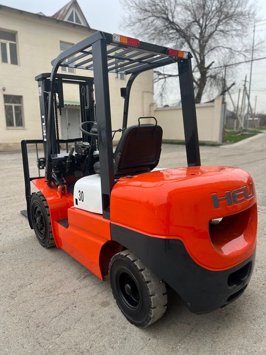 Вилочный погрузчик кара автокара