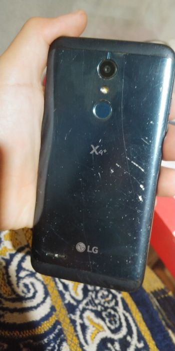 Tel sotiladi nomi lg x4