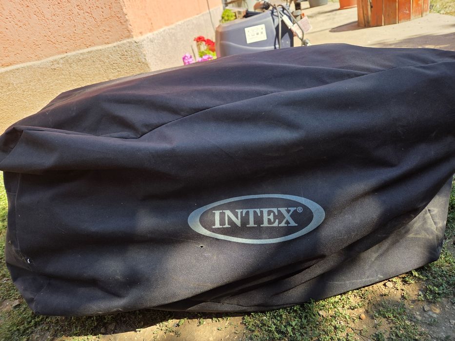 Jacuzzi Intex 6 pers