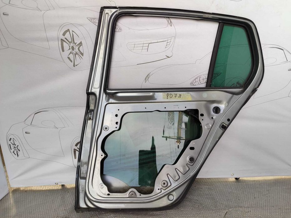 Usa Spate Dreapta VW Golf 6 Hatchback 2008–2013 / Cod OEM 5K6833312F (11L)