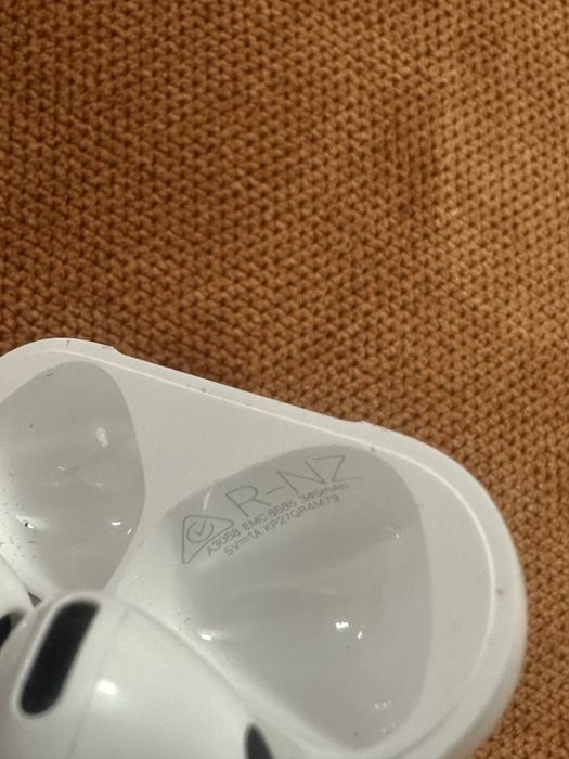 Casti gradina appleee