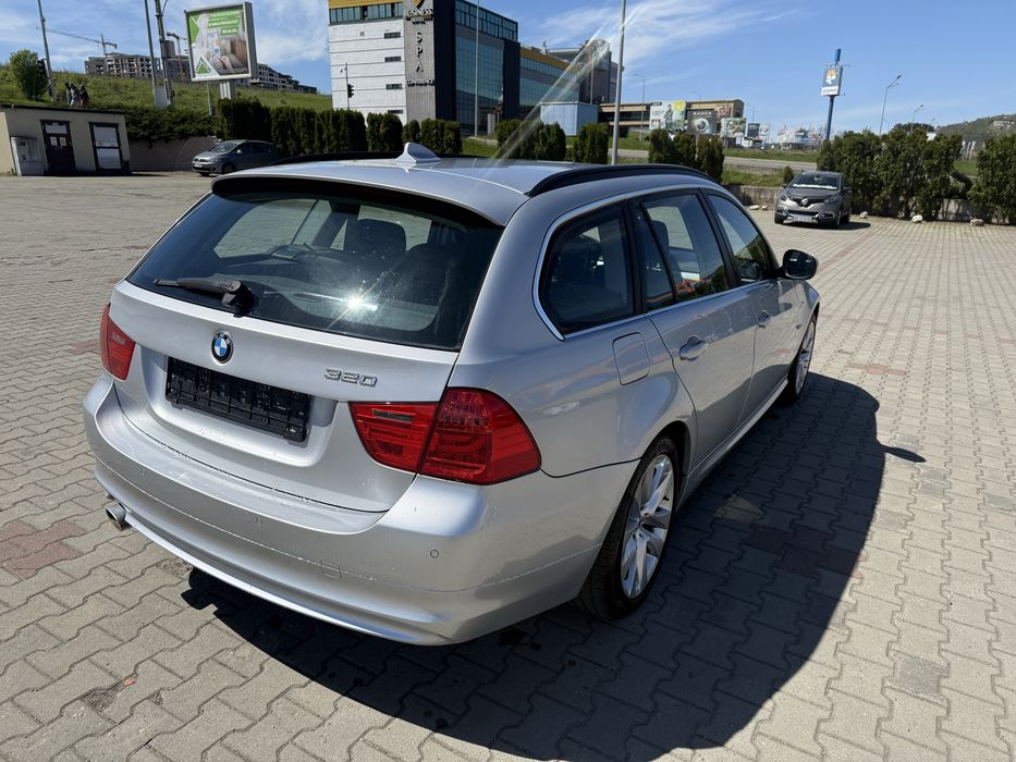 BMW 3 Series 2011 — imagine 4