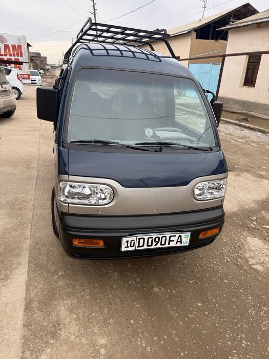 Real ladigan odam tel qisn bez ortakash moshina egasni Elyor