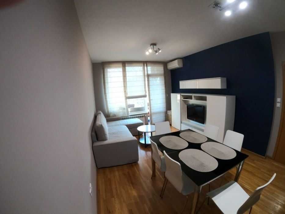 2-стаен апартамент под наем в Гео Милев